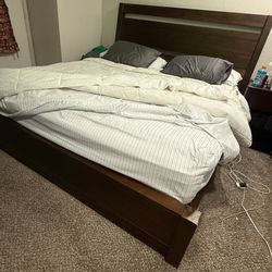 king bed and mattress