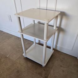 Brand New 3 Tier End Table