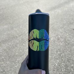 Rainbow lips 20oz tumbler