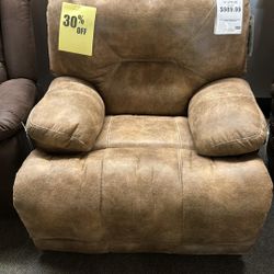 Voyager Power Recliner /P