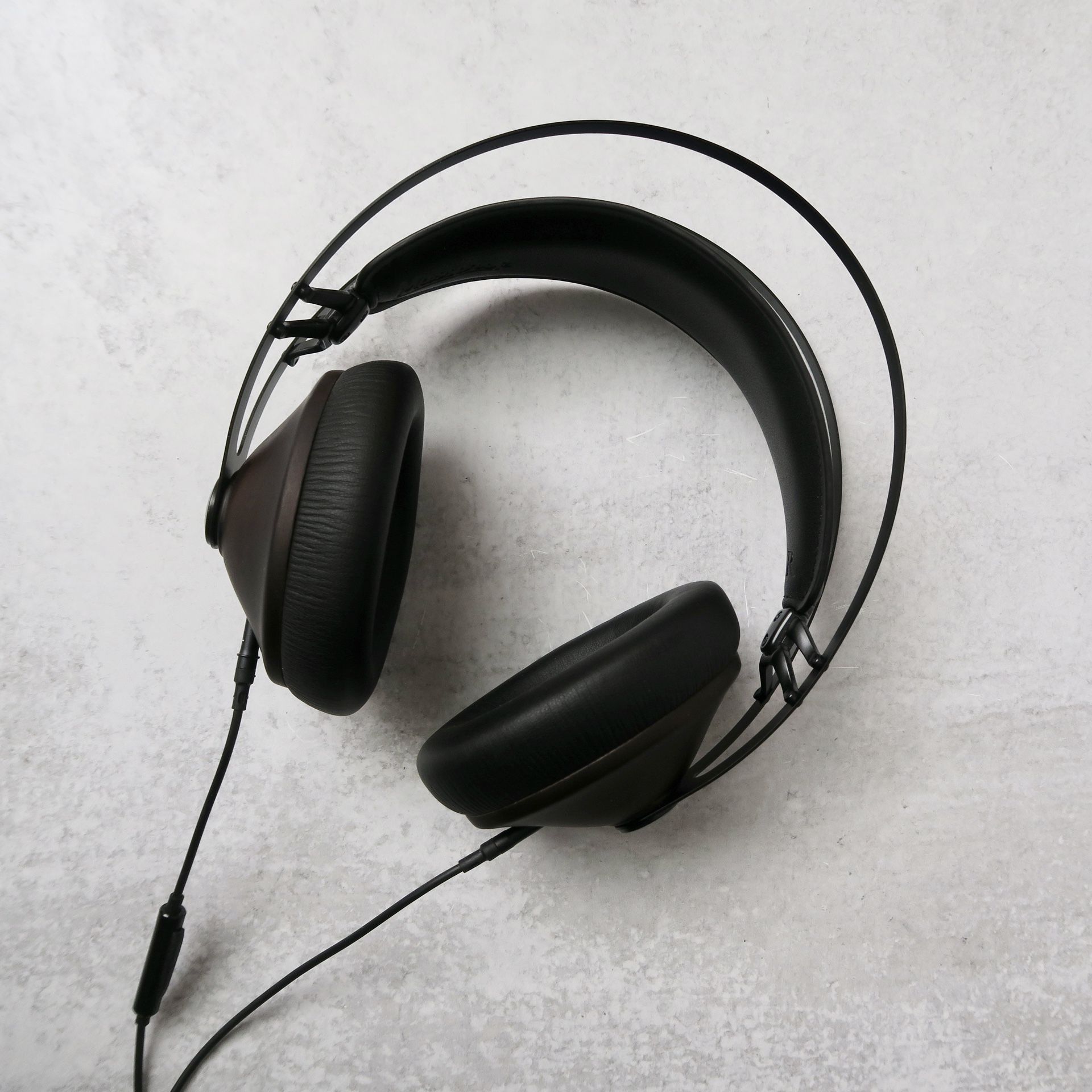 Meze 99 Noir Headphones