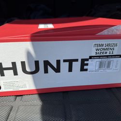 Hunter Chelsea Rain Boot (Women’s)