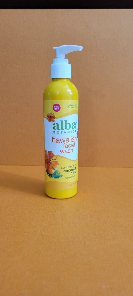 Alba Botanica Hawaiian Facial wash 8 oz