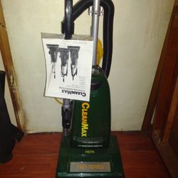 Clean Max Commercial Vacuum Cleaner 