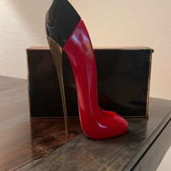 Carolina Herrera Good Girl Very 5.1