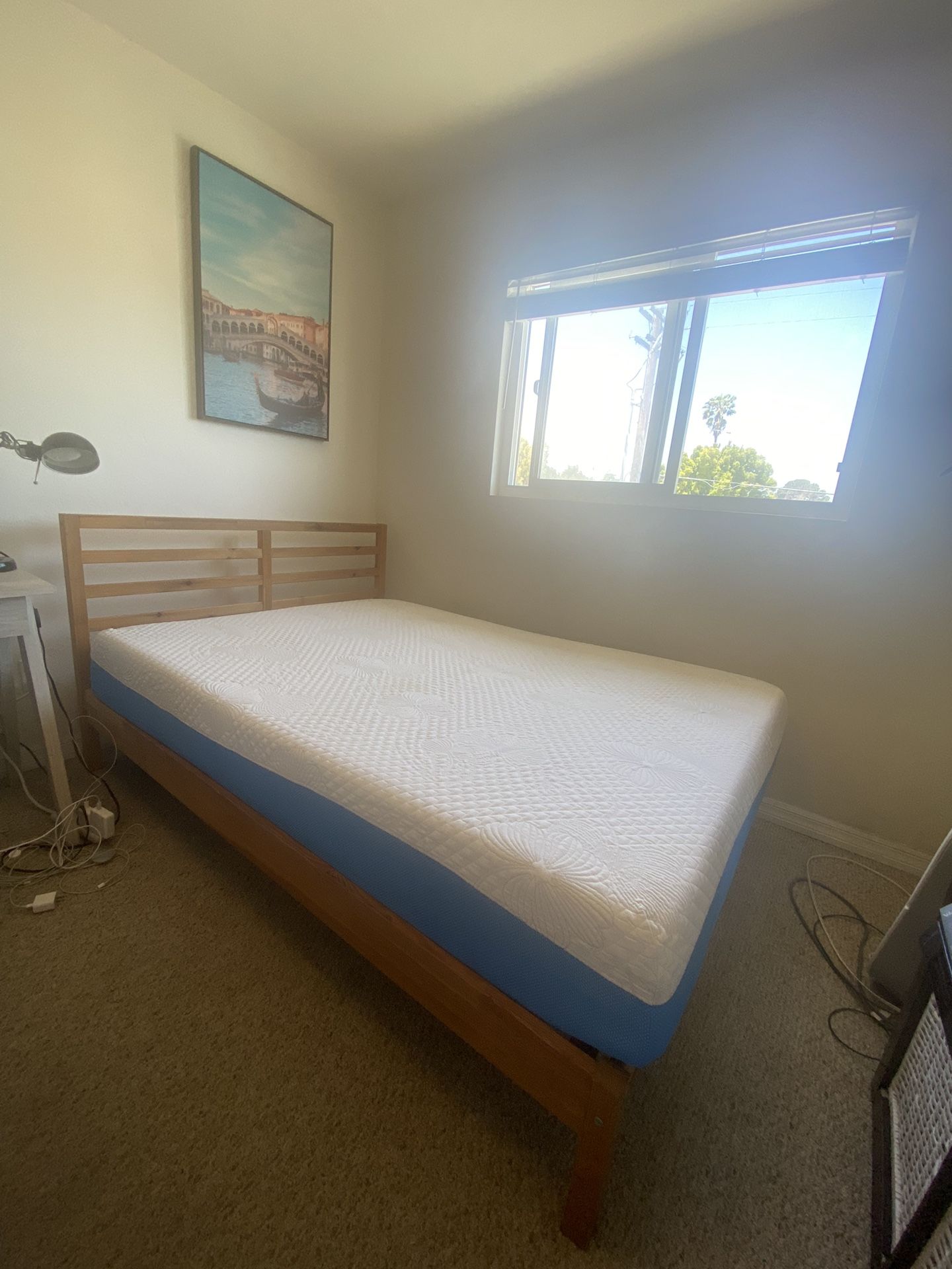 Full Bed Frame And Mattress