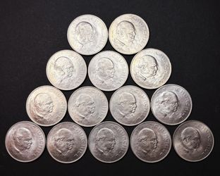 1965 Winston Churchill Memorial Great Britain Crown - Big Queen Elizabeth II Coin