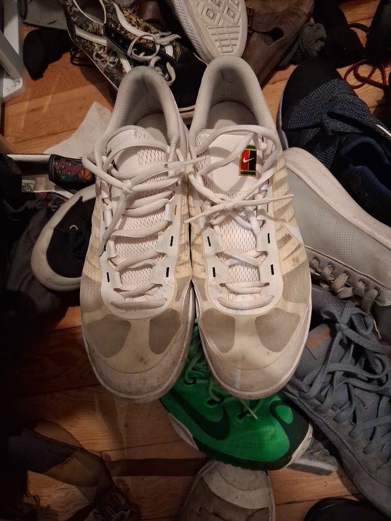Size 12 Nike