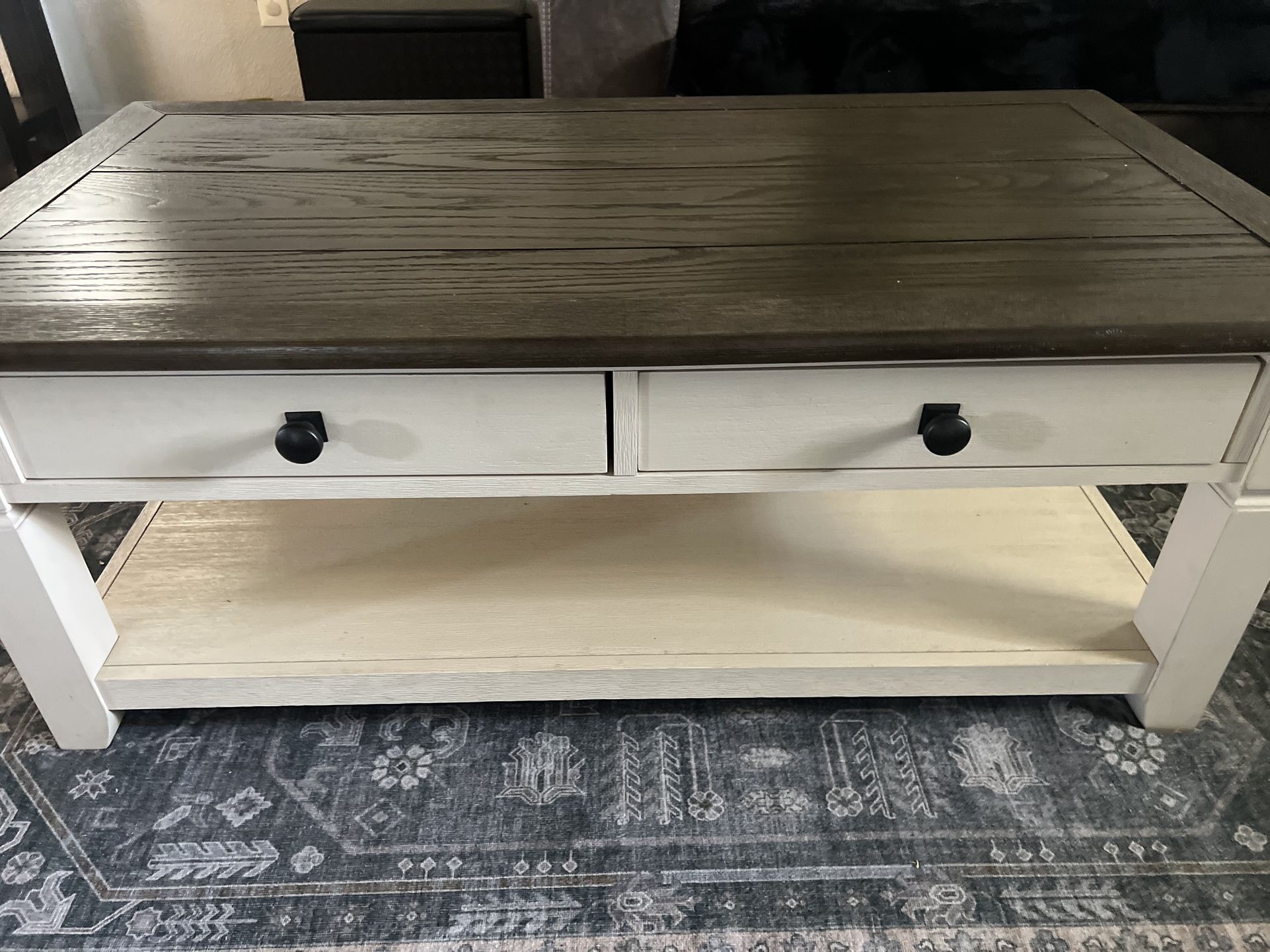 Coffee Table With 2 End Tables  