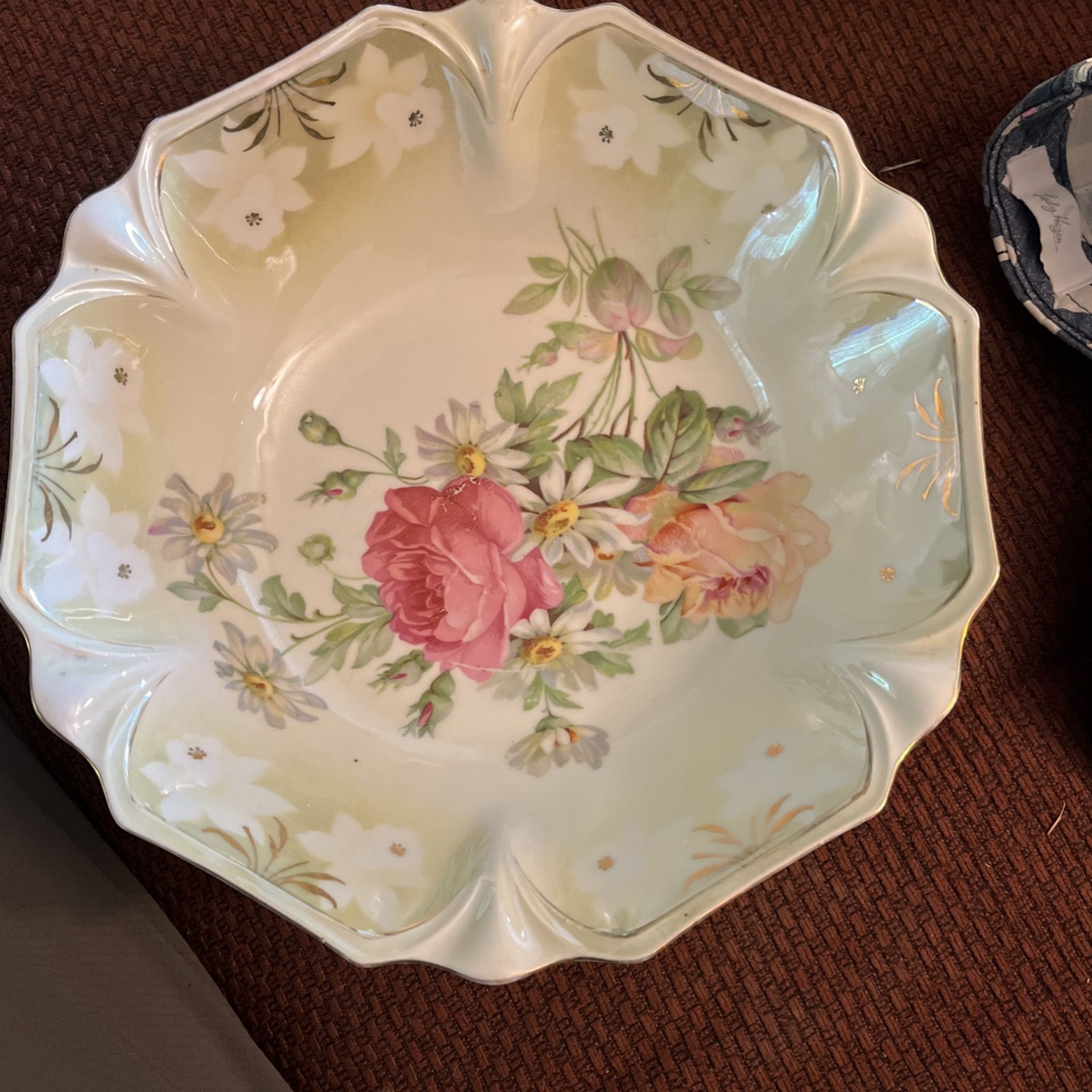 Bowl With 6 Small Bowls
