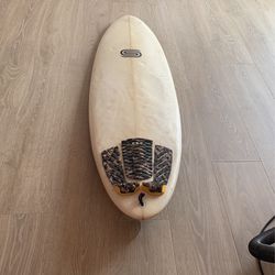 Sauritch mini Egg Surfboard