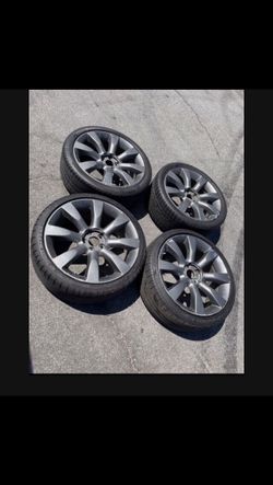 4 — 245/35r20 265/35r20 5x114.3 5x4.5 Stock Infiniti FX45 Fx35 G35 G37 Q50 350z Altima Sentra Civic Camry Accord Tacoma Wheels Rims Good Treads Tires!