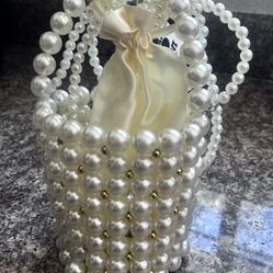 Pearls Hand Bag With Chain Inner Bag