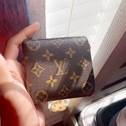 Louis wallet