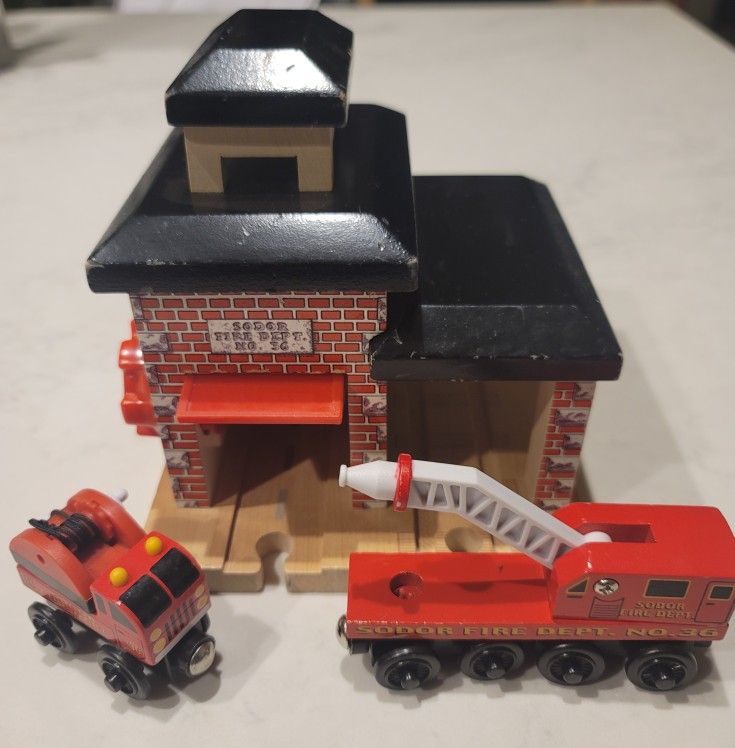 Thomas the Train Wooden Railway Sodor Fire Station Dept. No. 36 and Trucks