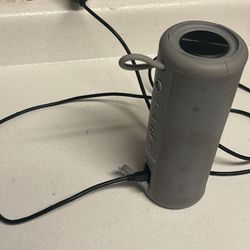 Sylvania SP1043 portable Bluetooth Speaker