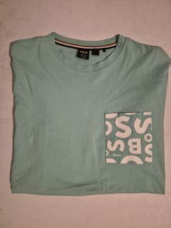 Men's Hugo Boss T-shirt Size Large