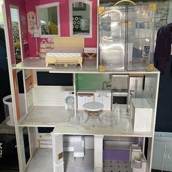 Rainbow High Doll House