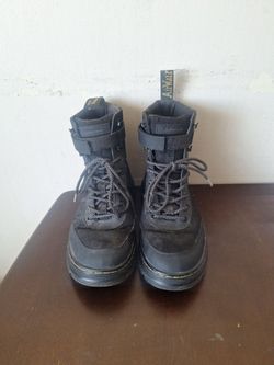 Doc Martens Combs Tech ll Boots