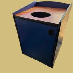 Single top load trash receptacle I Have 6 Available $60 Firm Located In Mesa