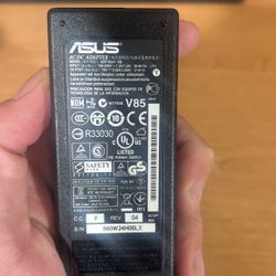 Genuine Asus Laptop Charger AC Adapter Power Supply ADP-65JH BB 19V 3.42A 65W