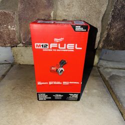 Milwaukee M12 FUEL 12V Lithium-Ion Brushless Cordless 3 in. Cut Off Saw (Tool-Only) New