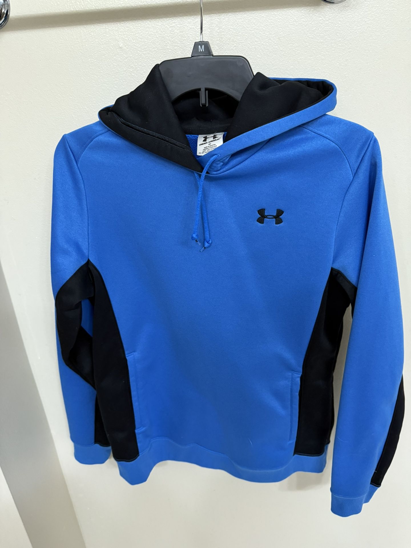 Under Armour Sweatshirt- Women’s M