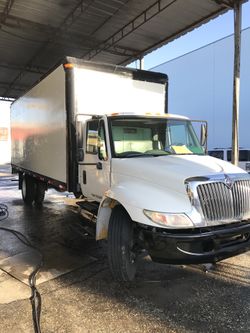 2007 international 4300 Dt466