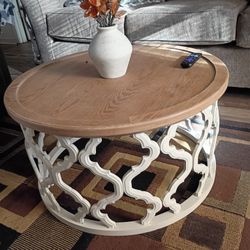 French Cut Table Set