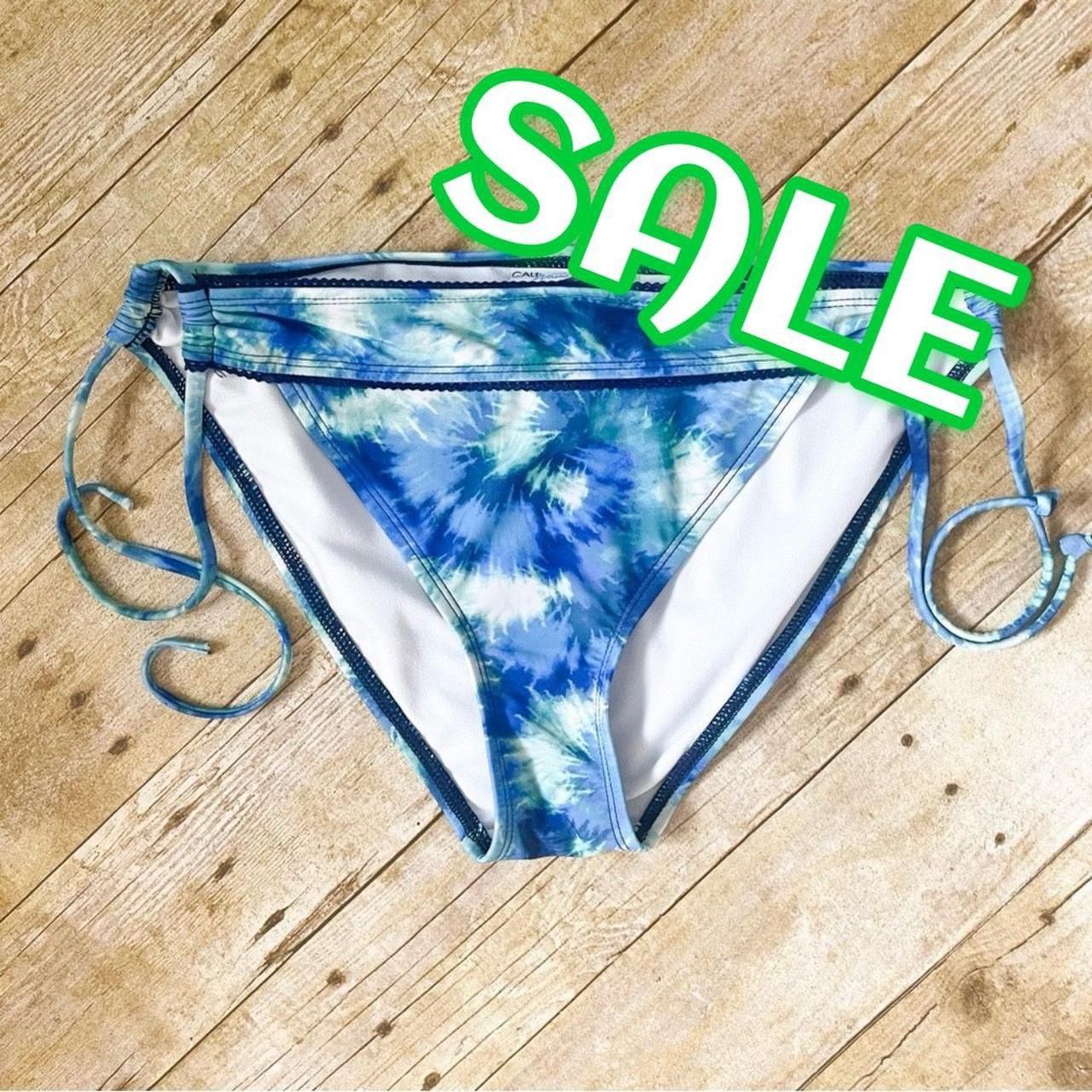 Women’s Blue and White Tie Dye Bikini Bottom Size Medium by Cali Waves Mid Rise Adjustable Side Ties