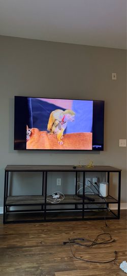 FREE TV Stand - Pickup Only
