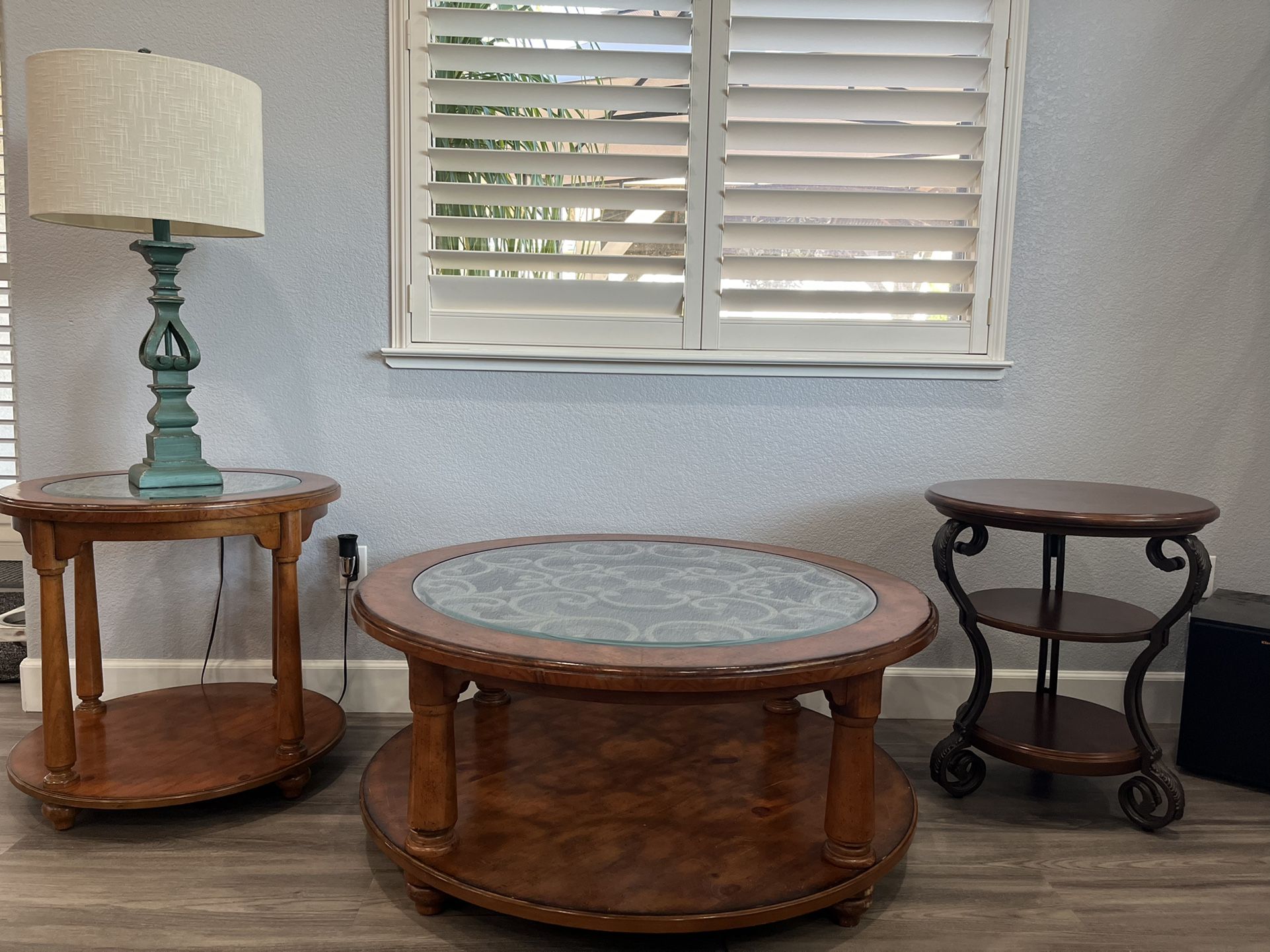 Thomasville Large Coffee Table And Tables