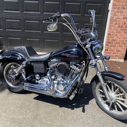 05 Dyna Super Glide Custom