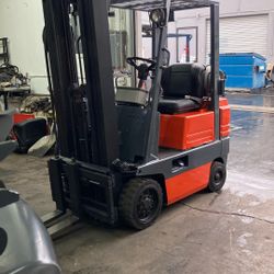 Toyota Forklift 3000 LB CAP SIDE SHIFT 