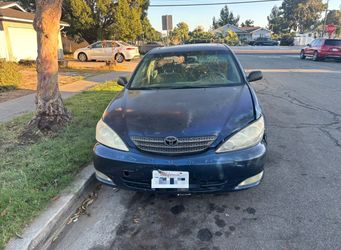 Toyota Camry XLE 2003