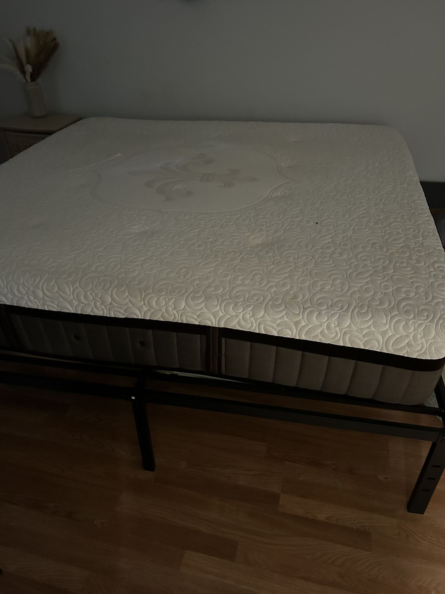 King Size Mattress And Bed Frame