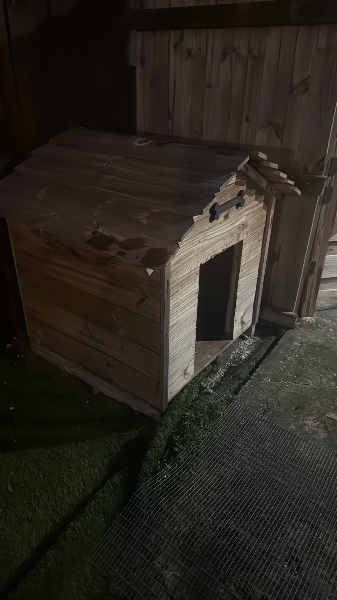 Big Dog House 