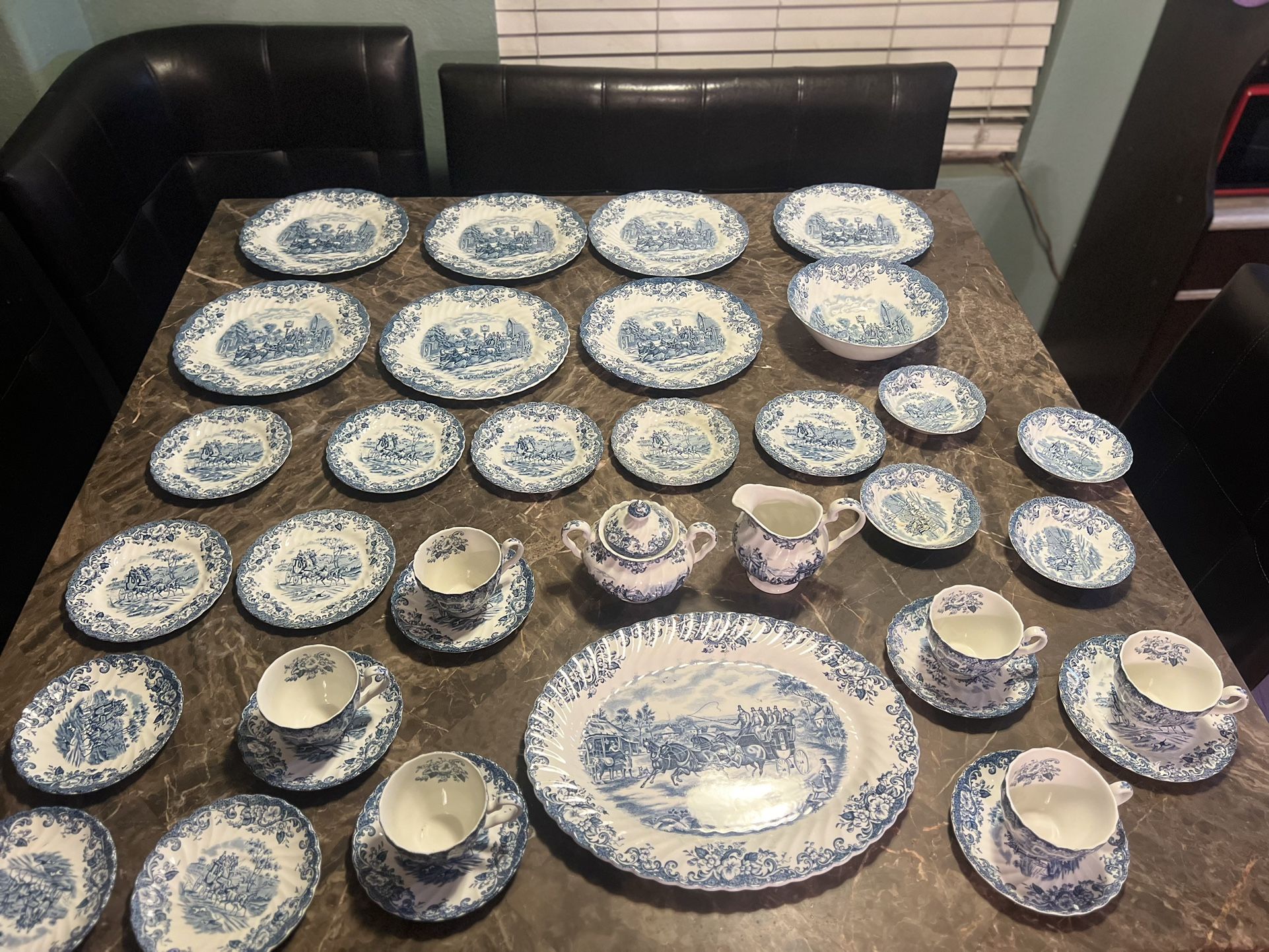 Vintage Johnson Bros Coaching Scenes Blue