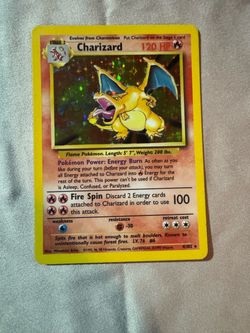 Charizard Pokemon Base Set 4/102 Holo Rare Unlimited WOTC 1999 Vintage