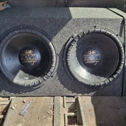 Lanzar Subs..15 Inch..thunder Bass