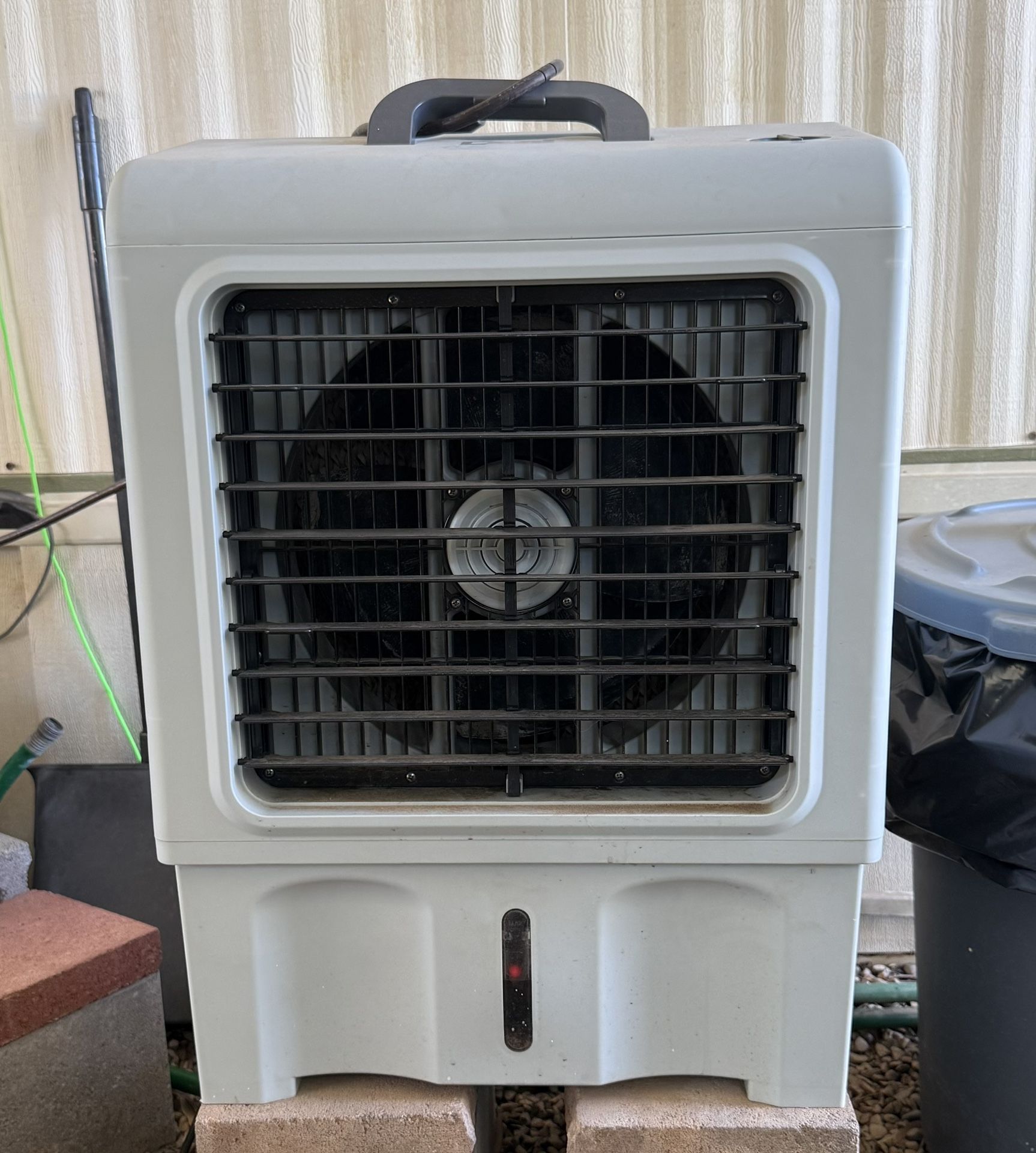 Dial 1300 CFM 3 Speed Evaporative Cooler