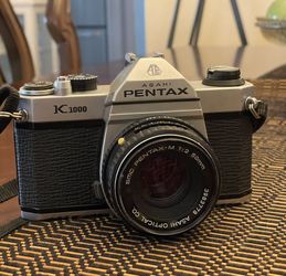 Pentax K1000 Camera