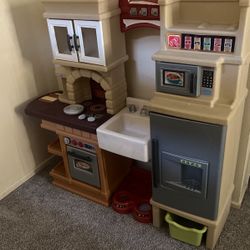 Toddler Kitchen 