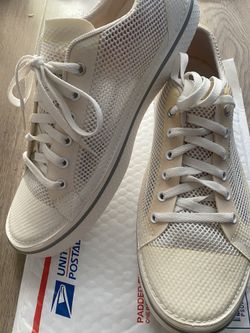 Brand New Crocs Men Sneakers White/Cream/Beige Accent Color way US 13  Gym Walking Beach Summer Camping Hiking Beach Paddle Surfing Water Sports 