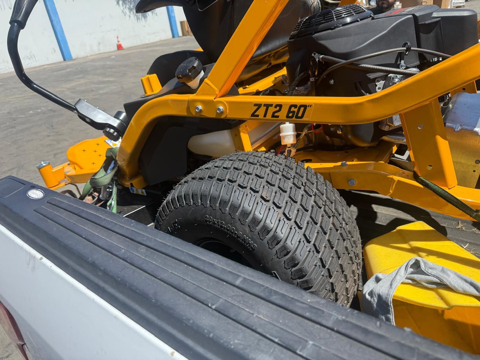 Cud Cadet Ultima ZT2 60 in. Fabricated Deck 24HP V-Twin Kawasaki FR Series Engine Dual Hydro DriveGas Zero Turn Riding Lawn Mower