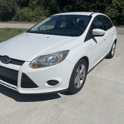 Ford focus 2014 SE  2.0