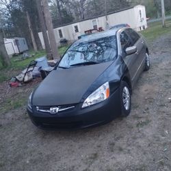 2003 Honda Accord Good For Parts (BAD ENGINE)