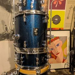 Sonor AQX Drumkit w/ Cymbals & Hardware