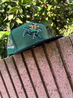 VANCOUVER CANUCKS SNAPBACK HAT