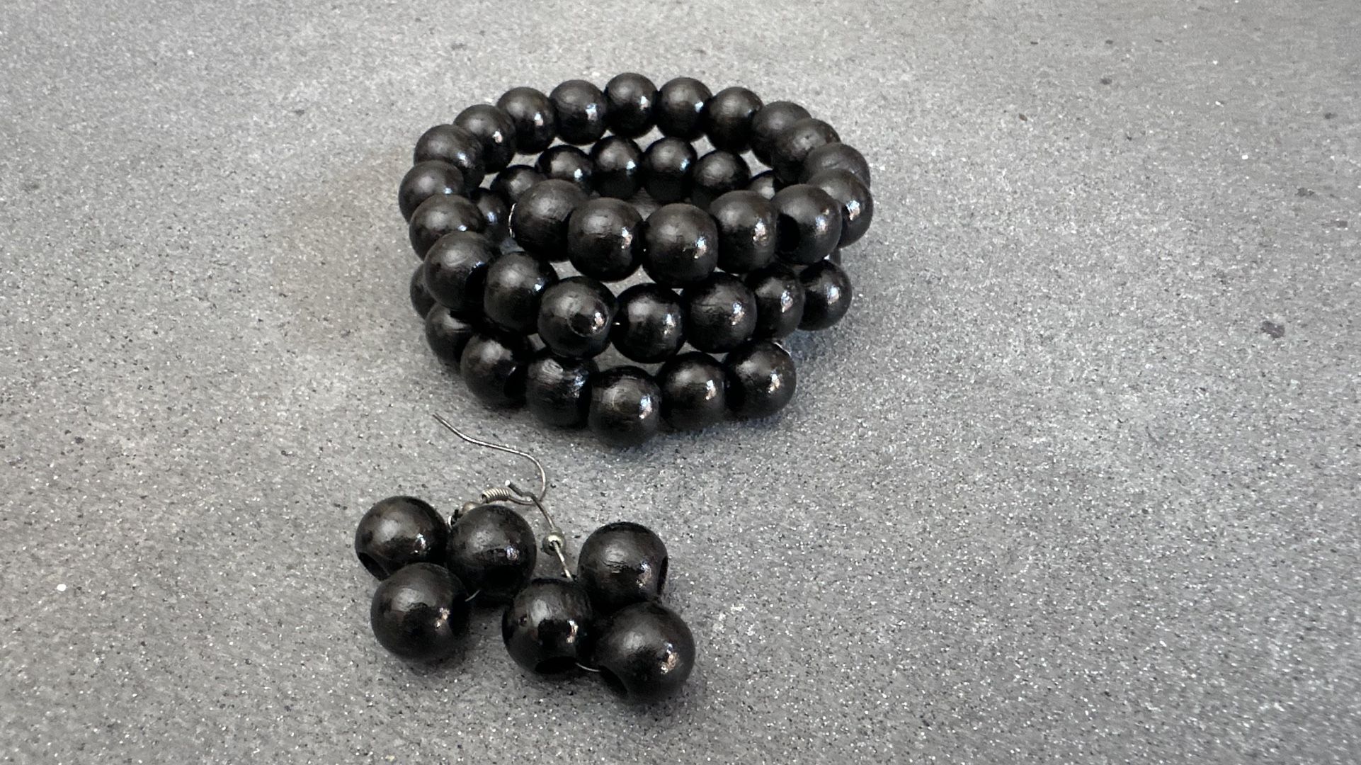 Elegant Black Beaded Jewelry Set